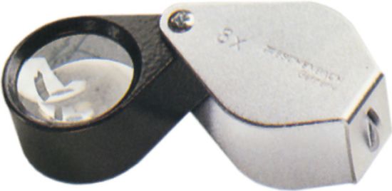 LEČA POVEČEVALNA (preklopna v medeninastem ohišju) z 6-kratno povečavo