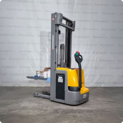 OBNOVLJEN VILIČAR EJC 216 JUNGHEINRICH