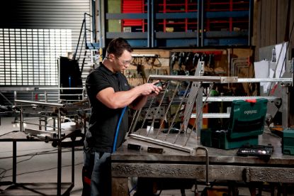 Slika BRUSILNIK PNEVMATSKI PALIČNI s priborom DG 25 Set