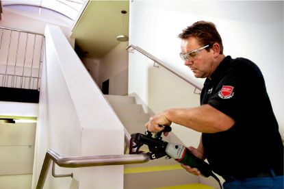 Slika BRUSILNIK ZA CEVI RBE 9-60 SET