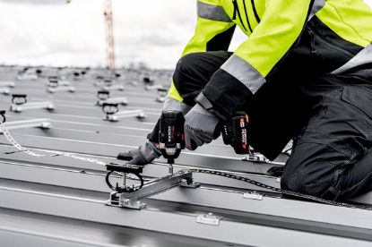 Slika BATERIJSKI UDARNI VIJAČNIK SSD 18 LT 200 BL