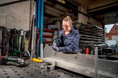 Slika BATERIJSKI PREMI BRUSILNIK GVPB 18 LTX BL 11-28 - samo stroj Metabo