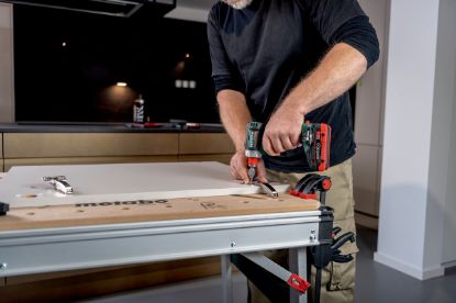 Slika BATERIJSKI VRTALNIK/ VIJAČNIK BS 18 L BL Q