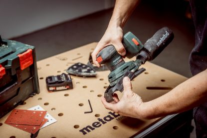 Slika BATERIJSKI VIBRACIJSKI BRUSILNIK SM 18 LTX BL