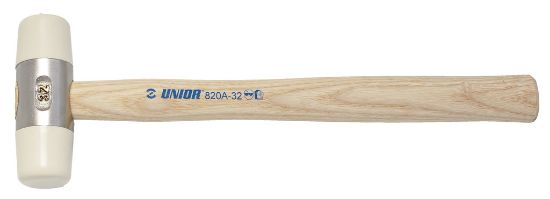 KLADIVO Z NASTAVKI IZ PLASTIČNE MASE 27