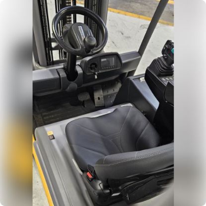 Slika OBNOVLJEN VILIČAR EFG 220 VD28